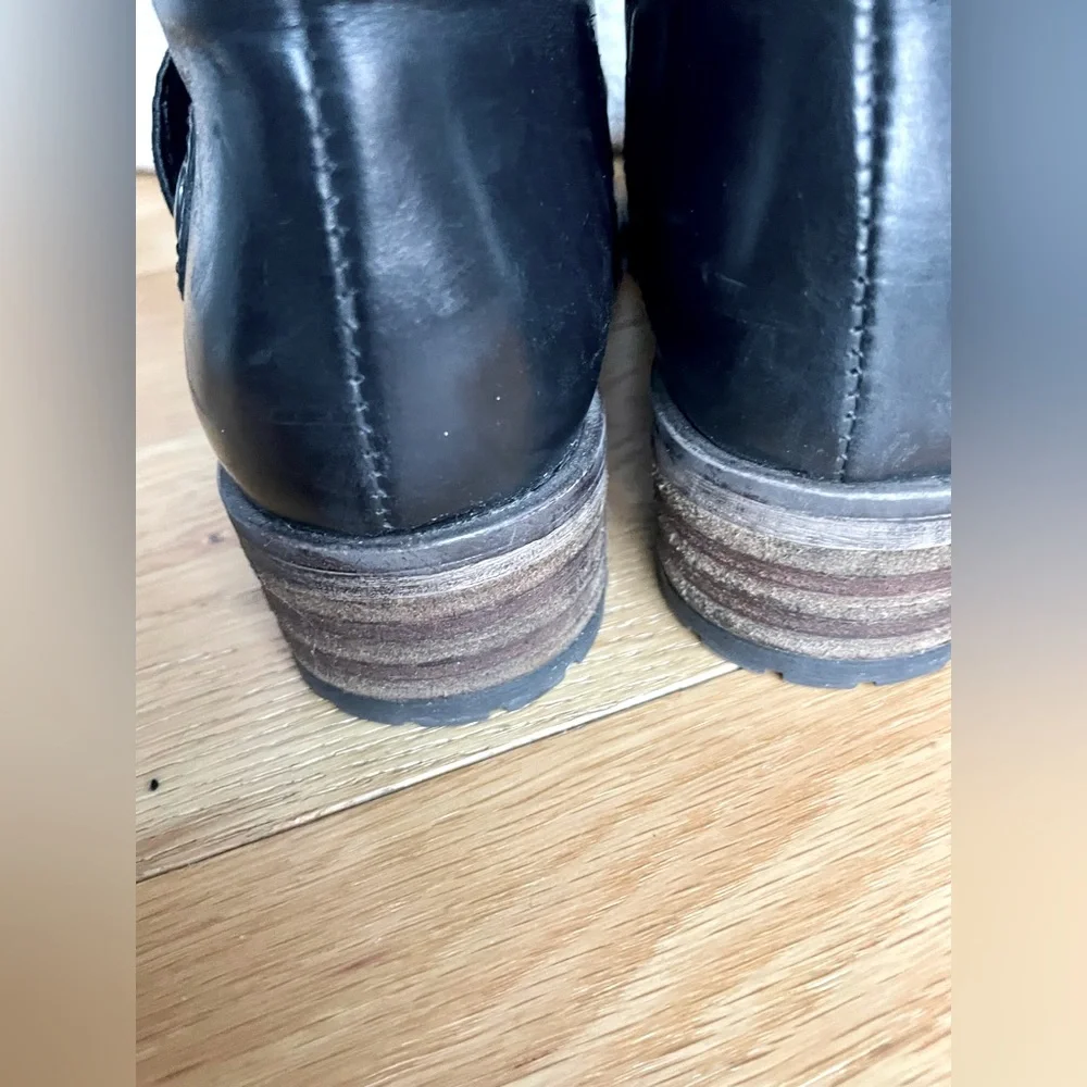 Clarks Majorca Isle leather side zip boots Sz 8 Wmns mid calf Black Moto Biker - Picture 6 of 11